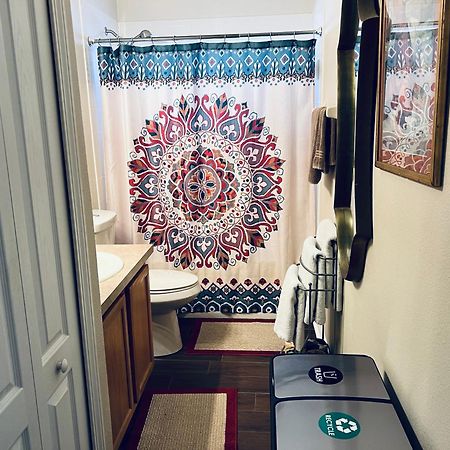 Ruskin Fl Private 2 Bdrm 1 Bath Suite Common Areas Shared With Host And Cat Exteriér fotografie